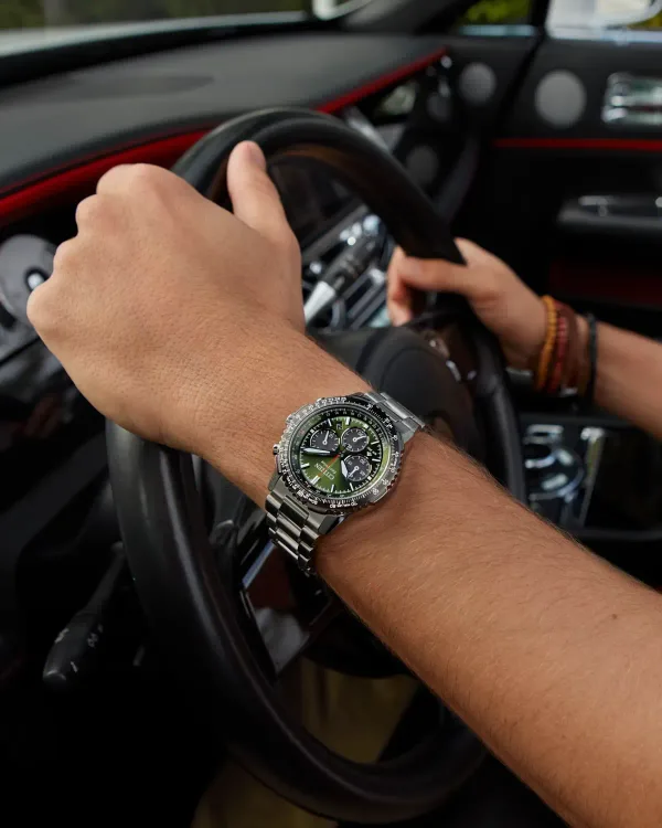 Promaster Navihawk