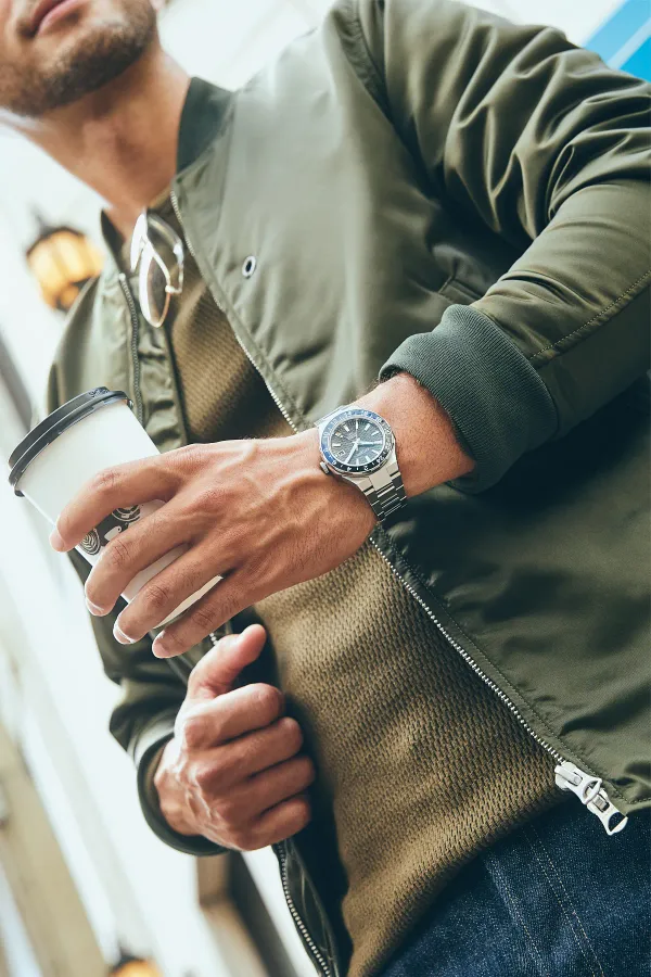Series8 880 GMT
