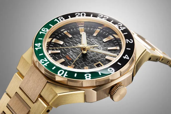 Series8 880 GMT